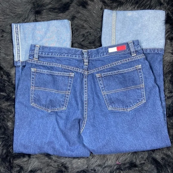 Vintage Tommy Girl Dark Wash Cropped Jeans - Picture 2 of 9